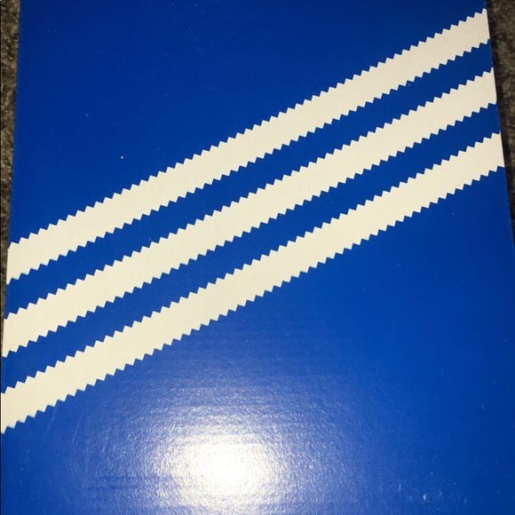 Adidas Superstar - Picture 5 of 7